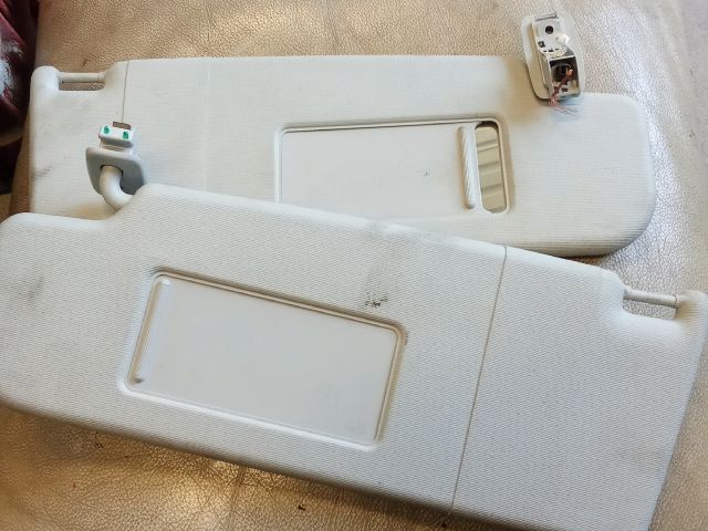 bontott AUDI A5 Napellenző Pár