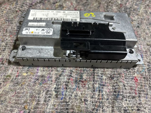 bontott AUDI A5 Navigációs Fejegység