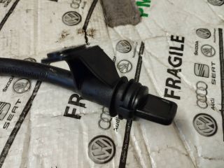 bontott AUDI A5 Nívópálca Hüvely