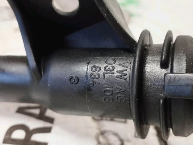 bontott AUDI A5 Nívópálca Hüvely