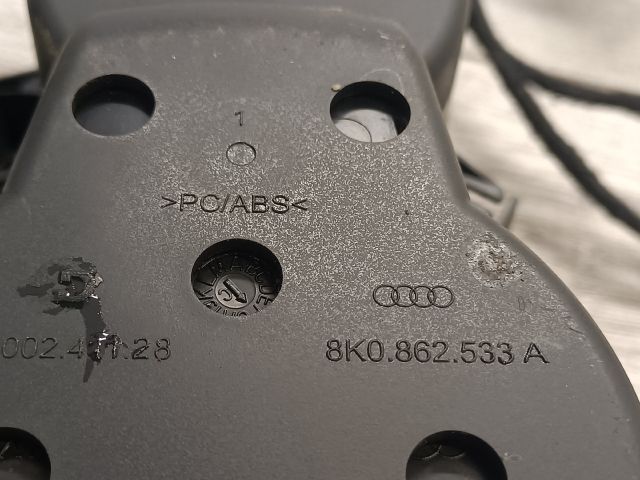 bontott AUDI A5 Pohártartó