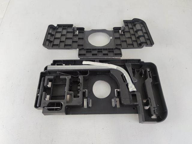 bontott AUDI A5 Pótkerék Szerszámtartó