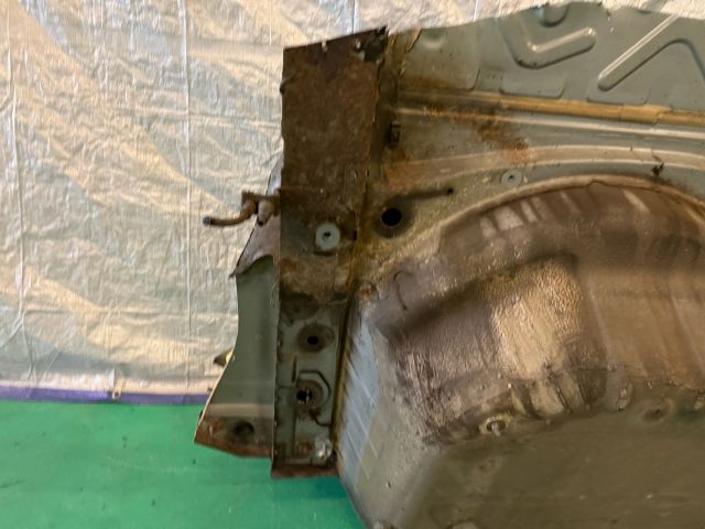 bontott AUDI A5 Pótkerék Tartó Fenéklemez