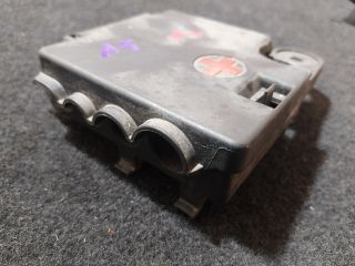 bontott AUDI A5 Pozitív Kábel Elosztó