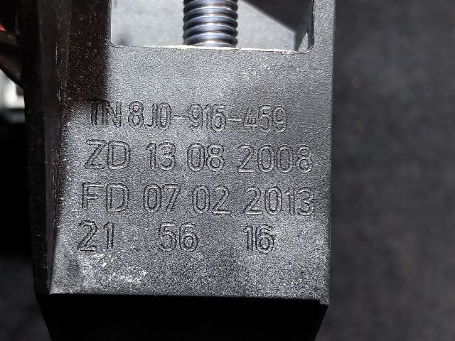 bontott AUDI A5 Pozitív Kábel Elosztó