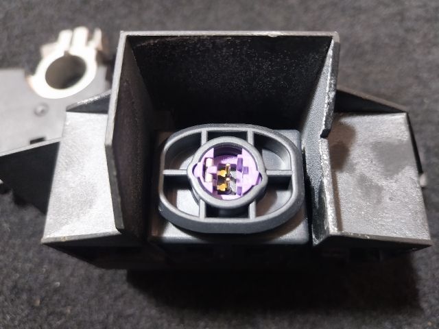 bontott AUDI A5 Pozitív Kábel Elosztó