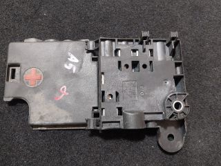 bontott AUDI A5 Pozitív Kábel Elosztó