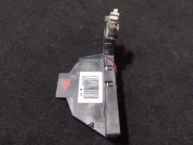 bontott AUDI A5 Pozitív Kábel Elosztó