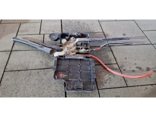 bontott AUDI A5 Pozitív Kábel