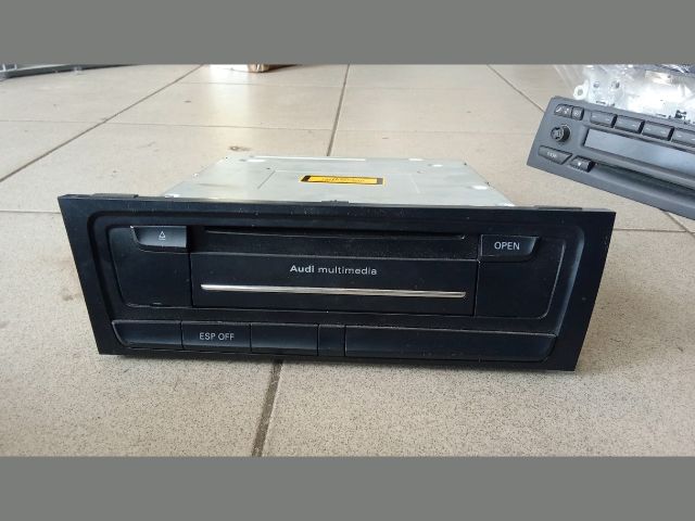 bontott AUDI A5 Rádió / CD
