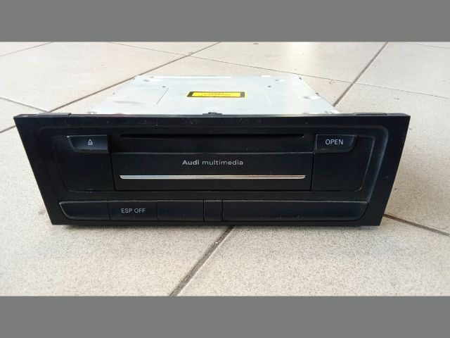 bontott AUDI A5 Rádió / CD
