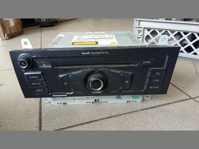 bontott AUDI A5 Rádió / CD