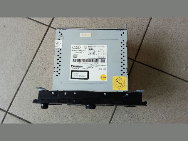 bontott AUDI A5 Rádió / CD