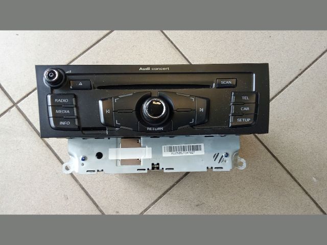 bontott AUDI A5 Rádió / CD