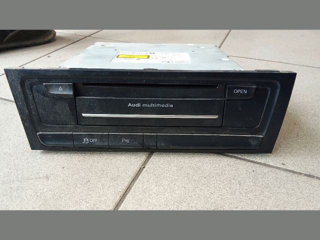 bontott AUDI A5 Rádió / CD