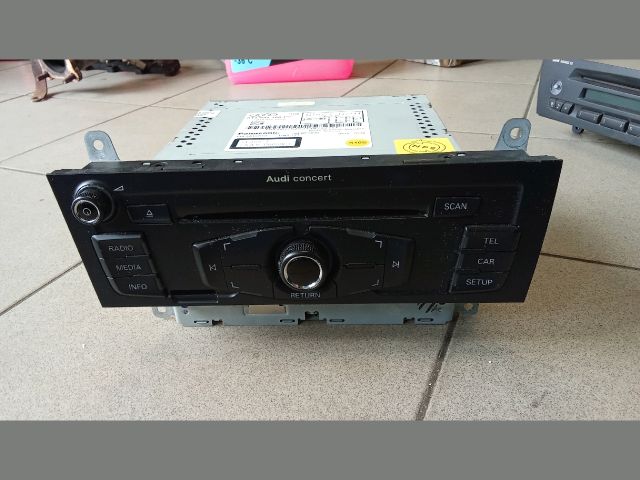 bontott AUDI A5 Rádió / CD