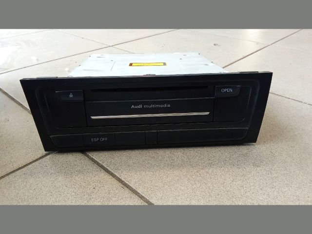 bontott AUDI A5 Rádió / CD