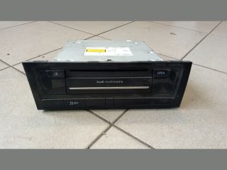 bontott AUDI A5 Rádió / CD