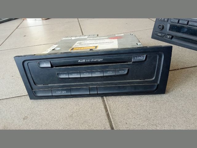 bontott AUDI A5 Rádió / CD