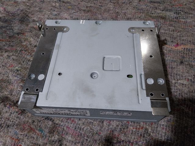 bontott AUDI A5 Rádió Zavarszűrő