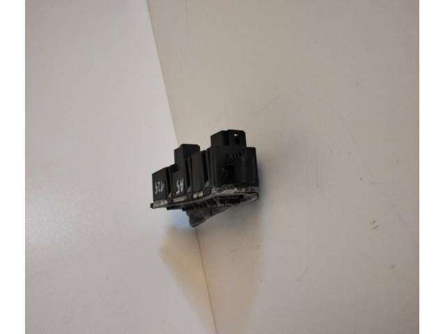 bontott AUDI A5 Relé