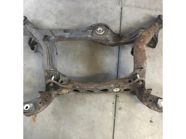 bontott AUDI A5 Hátsó Bölcső