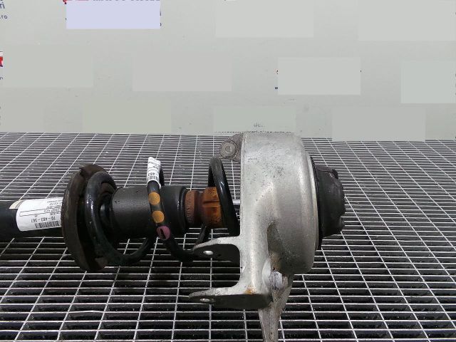 bontott AUDI A5 Első Rugó