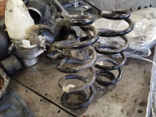 bontott AUDI A5 Hátsó Rugó Pár