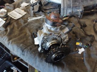 bontott AUDI A5 Nagynyomású Szivattyú