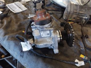 bontott AUDI A5 Nagynyomású Szivattyú