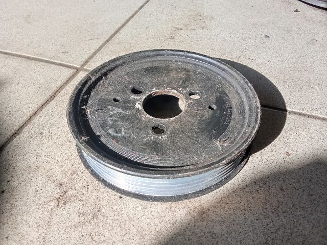 bontott AUDI A5 Szervó Szíjtárcsa