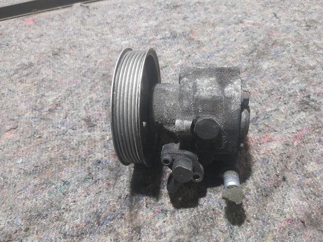 bontott AUDI A5 Szervó Szivattyú Szíjtárcsa