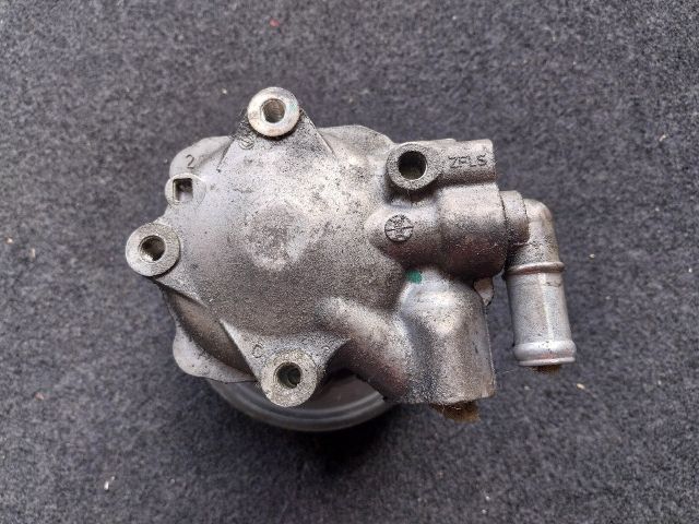 bontott AUDI A5 Szervó Szivattyú Szíjtárcsa