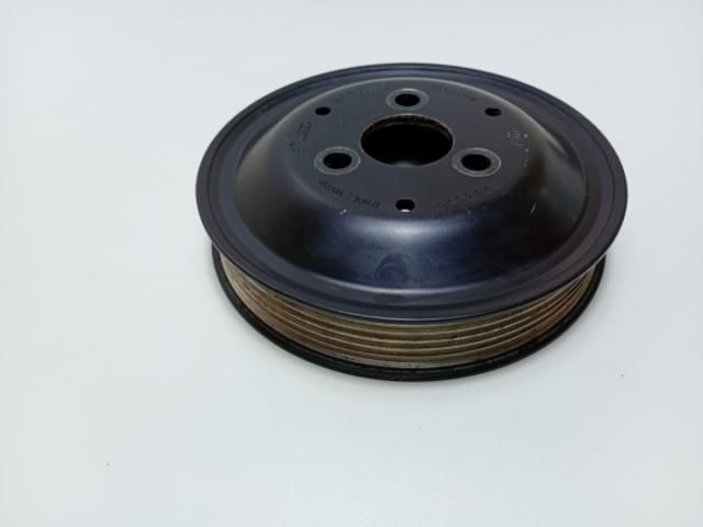 bontott AUDI A5 Szíjtárcsa