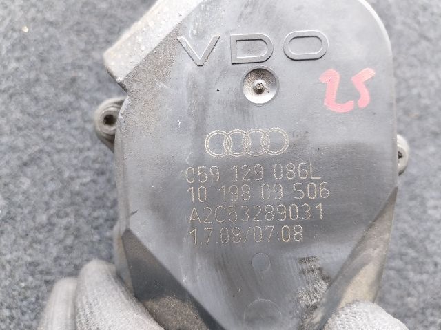 bontott AUDI A5 Szívósor Elektronika