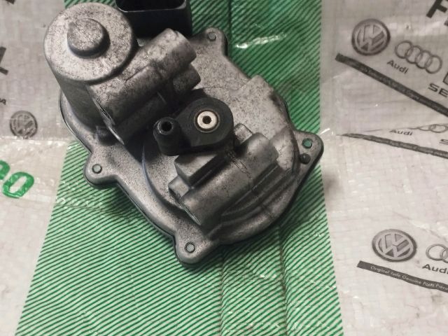 bontott AUDI A5 Szívósor Elektronika