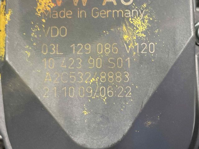 bontott AUDI A5 Szívósor Elektronika