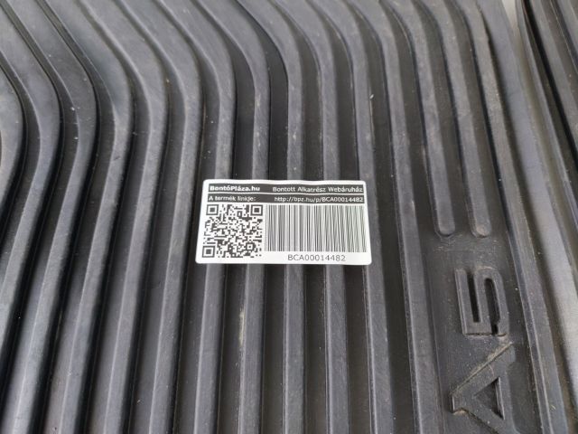 bontott AUDI A5 Szőnyeg Szett