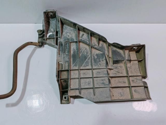 bontott AUDI A5 Tartó Bak