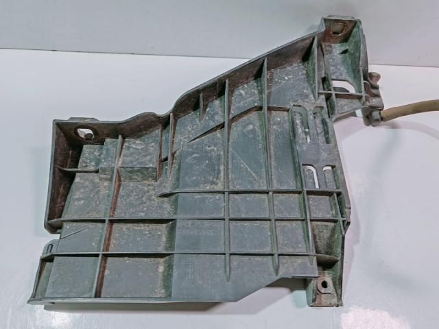 bontott AUDI A5 Tartó Bak