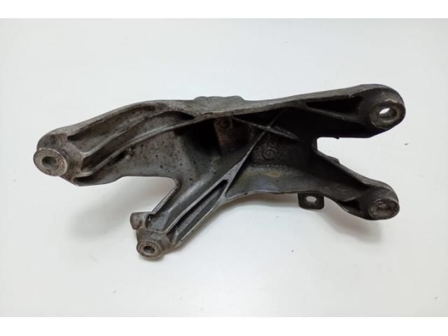 bontott AUDI A5 Tartó Bak