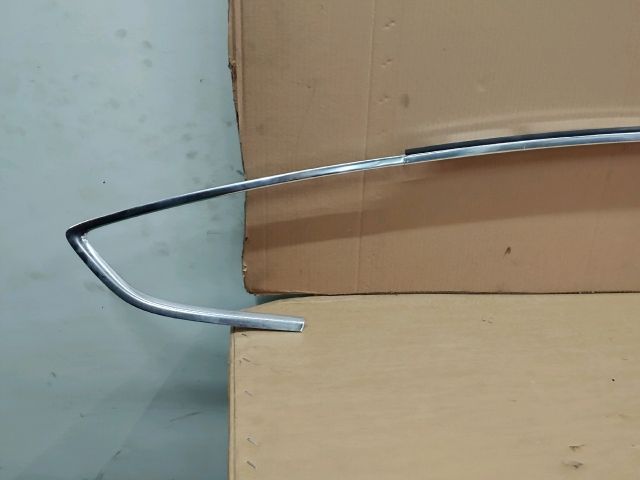 bontott AUDI A5 Tető Díszléc