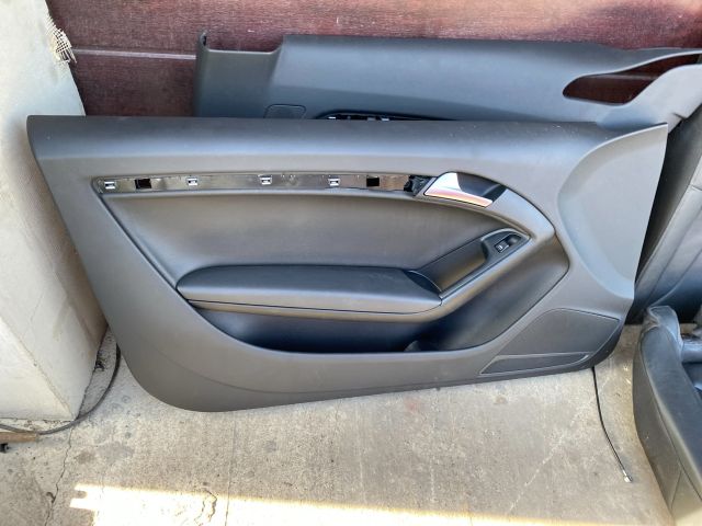 bontott AUDI A5 Ülés és Ajtókárpit Szett