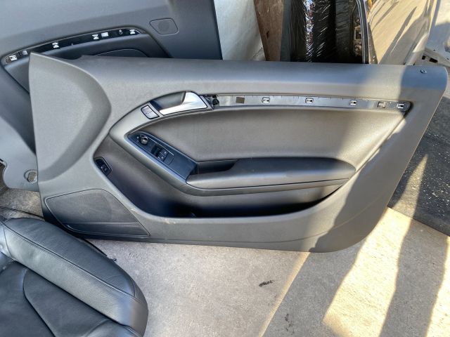 bontott AUDI A5 Ülés és Ajtókárpit Szett