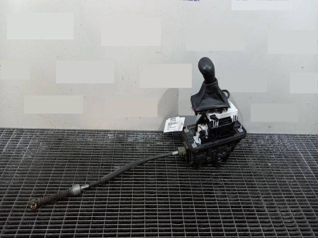 bontott AUDI A5 Váltógomb