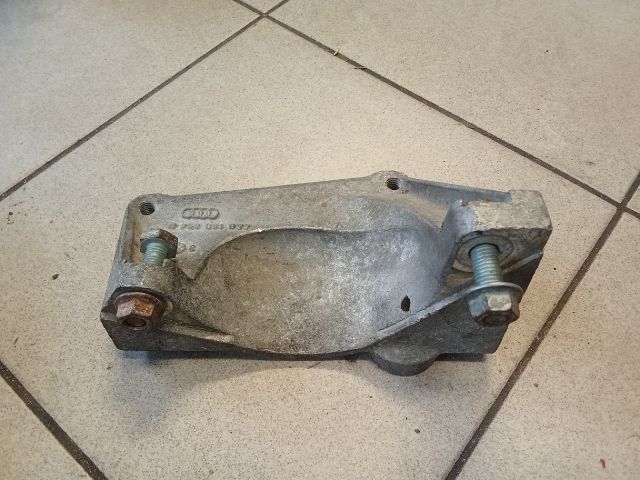 bontott AUDI A6 C4 Motor Tartó Bak (Pozíciófüggetlen)