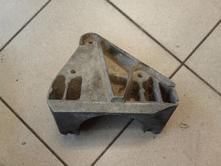 bontott AUDI A6 C4 Motor Tartó Bak (Pozíciófüggetlen)