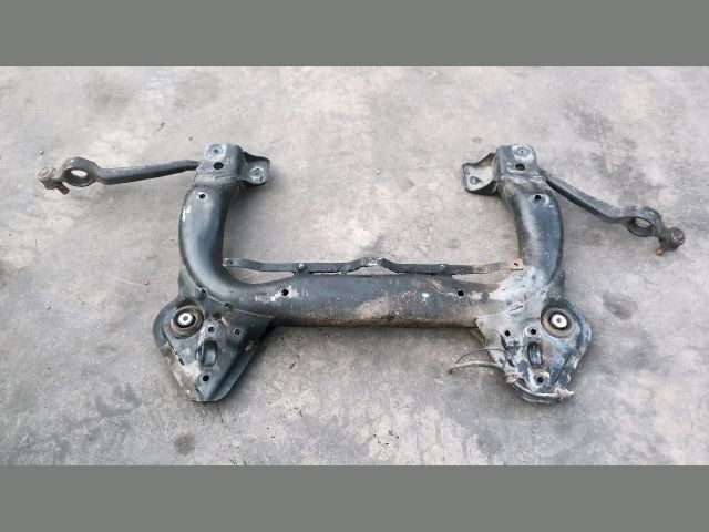 bontott AUDI A6 C4 Első Bölcső