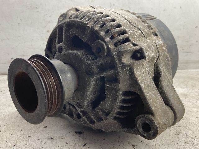 bontott AUDI A6 C4 Generátor