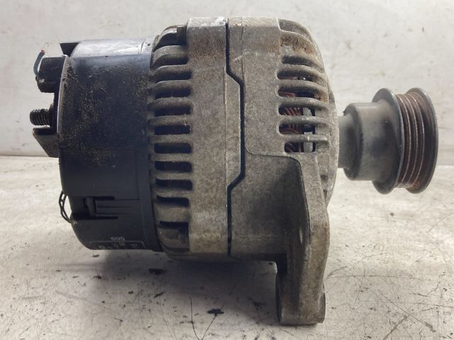 bontott AUDI A6 C4 Generátor